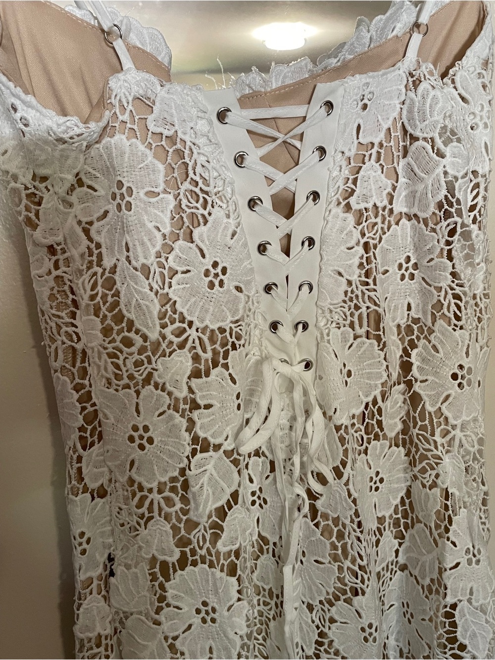 New, Amazon White Lace Overlay beige Slip Womens Dress size M maxi, form fitting - Picture 4 of 10